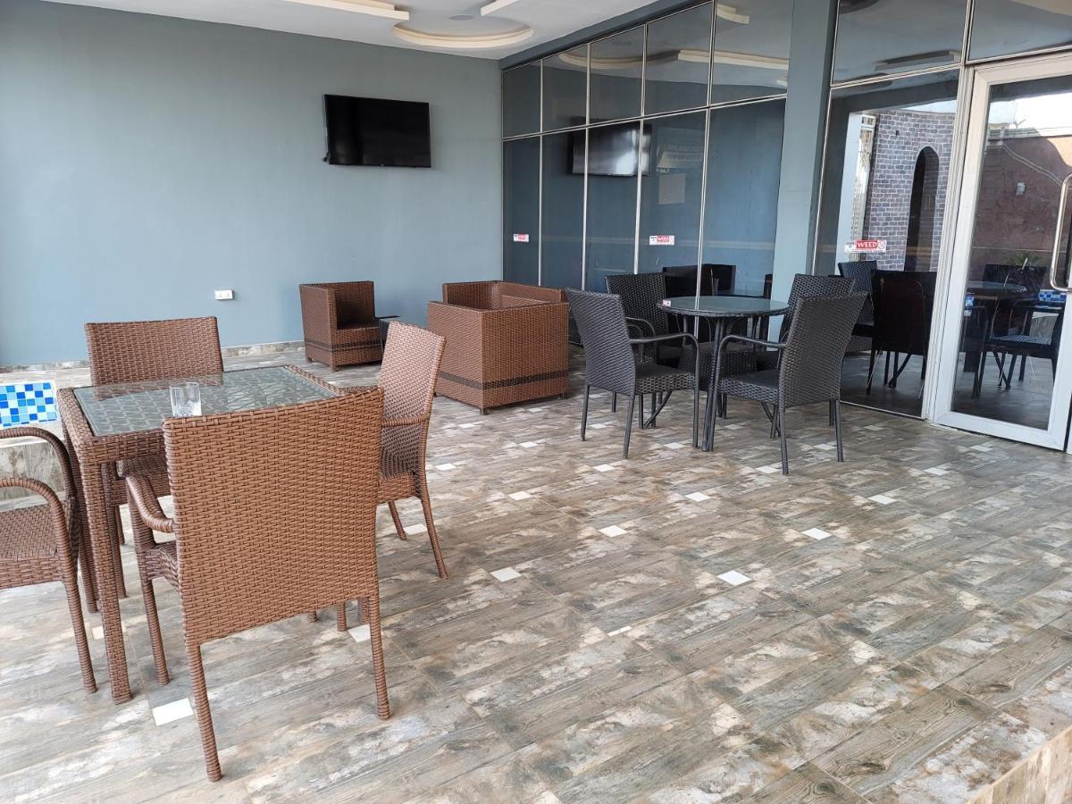Camas Hotel & Suite Asero Abeokuta Kültér fotó